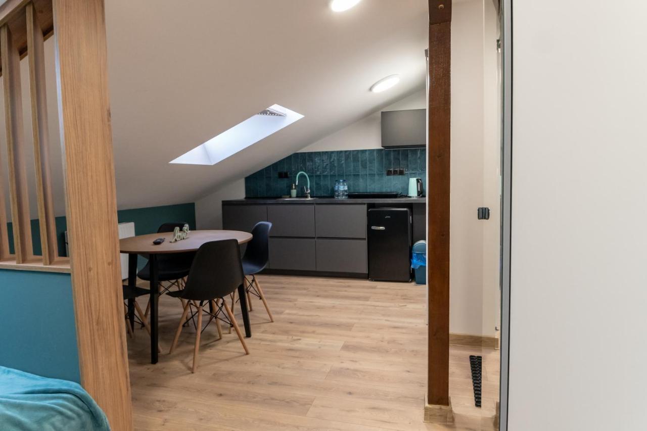 Uroczy, Przytulny Apartament Poddasze Radom Exterior foto